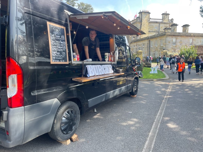 Burger Van Hire Muddles Green