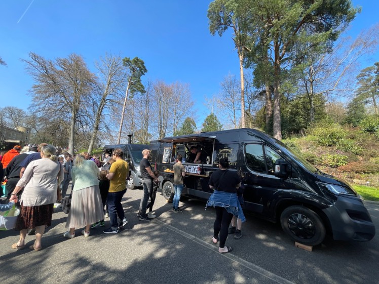 Burger Van Hire Readers Corner