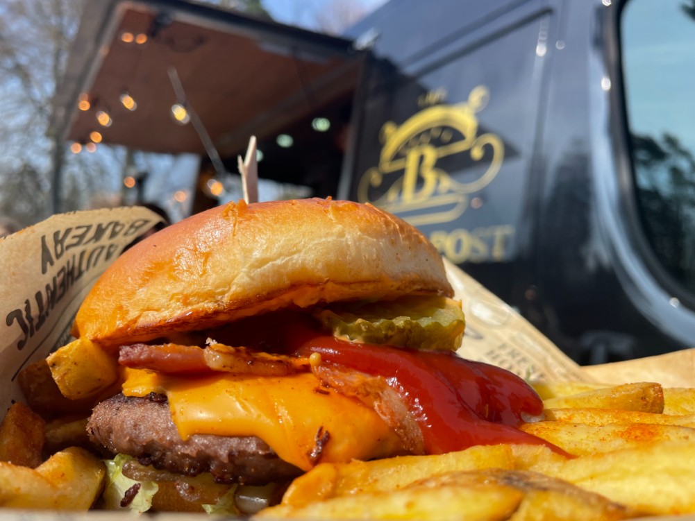 Food Van Catering Strand on the Green