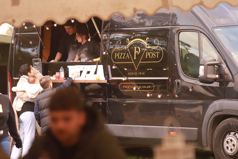 Pizza Van Hire Hungershall Park